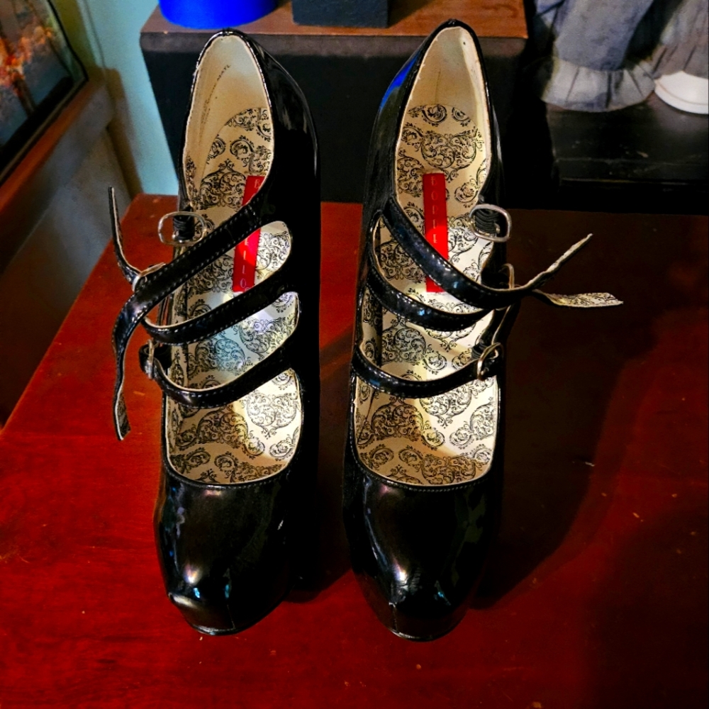 Bordello Teeze Mary Jane Pumps